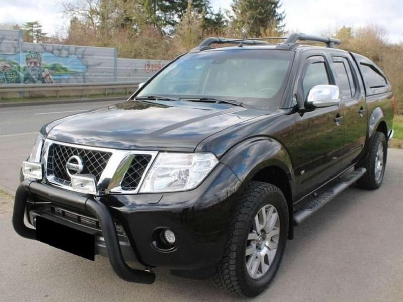 Gebraucht Nissan Navara 231 PS (169 kW) 2012 Schwarz Abholung