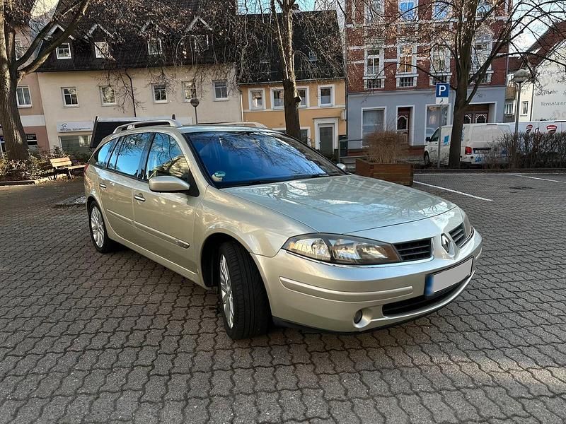 Gebraucht Renault Laguna II 135 PS (99 kW) 2007 Grün Kombi