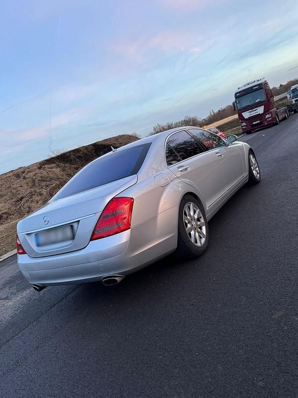 Gebraucht Mercedes S600 517 PS (380 kW) 2006 Silber Limousine