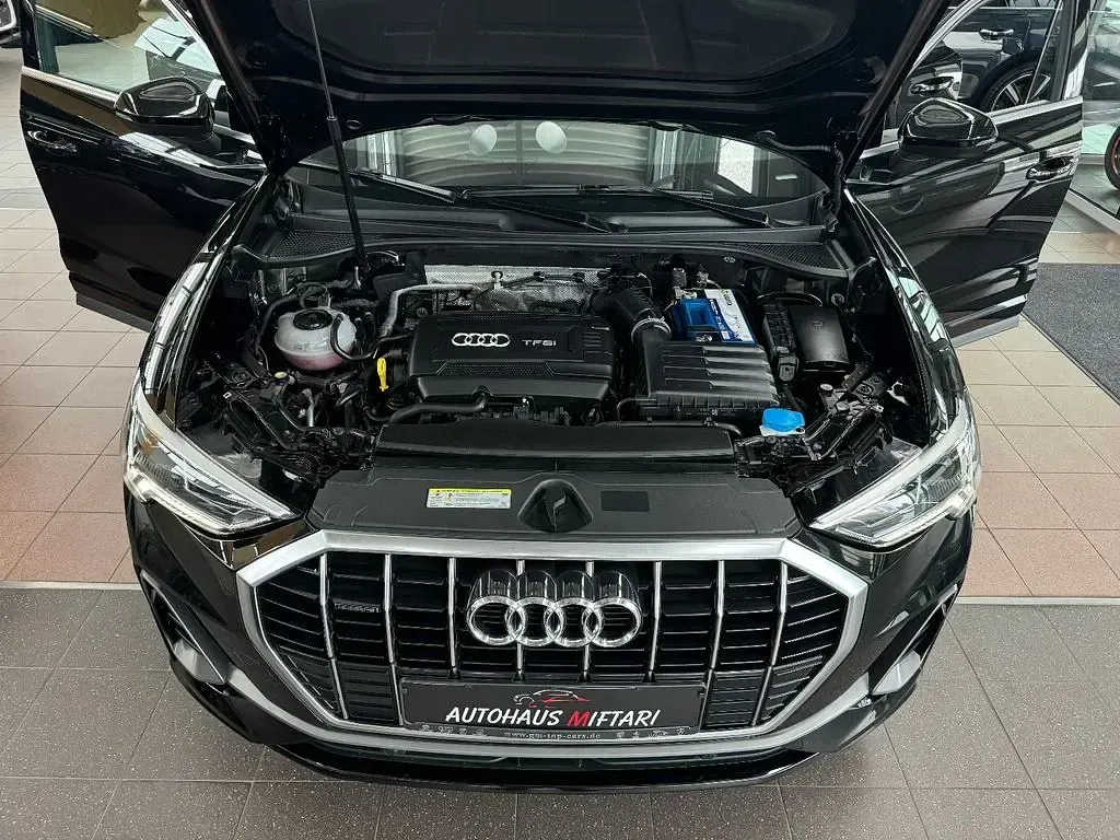 Gebraucht Audi Q3 S-Line 230 PS (169 kW) 2019 Mythosschwarz metallic SUV