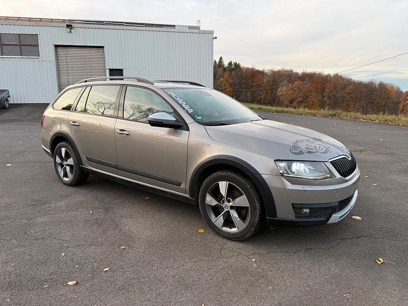 Beige Gebraucht 2014 Skoda Octavia Kombi | 7.500 € (Superpreis) - Bild 1/4