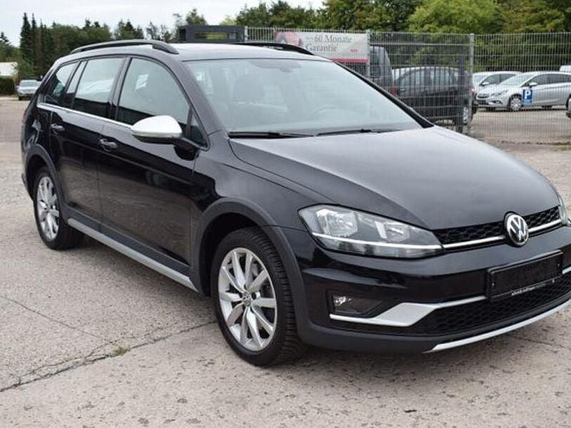 Gebraucht VW Golf Alltrack 179 PS (131 kW) 2017 Schwarz Kombi