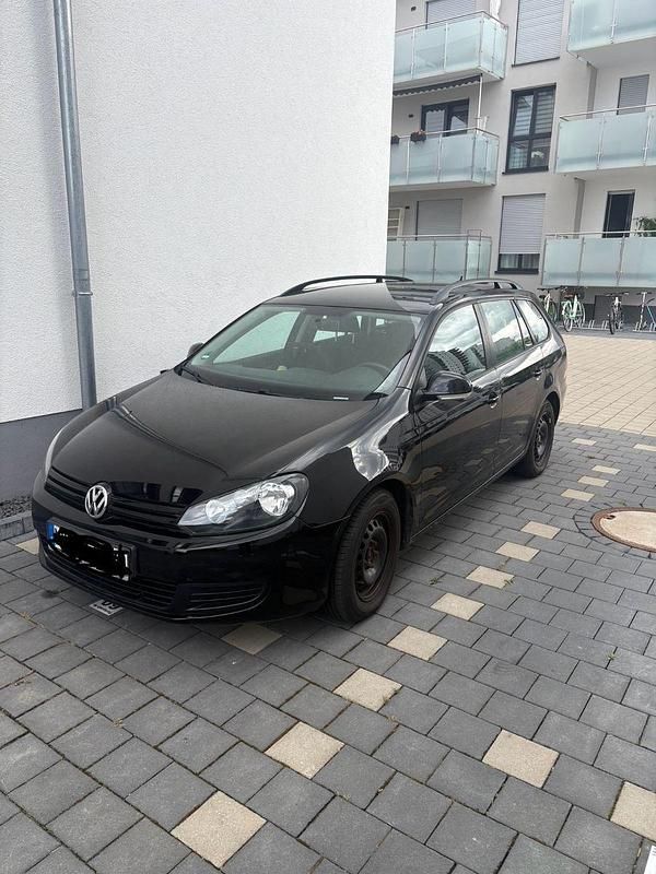 Gebraucht VW Golf VI Trendline 105 PS (77 kW) 2011 Schwarz Kleinwagen