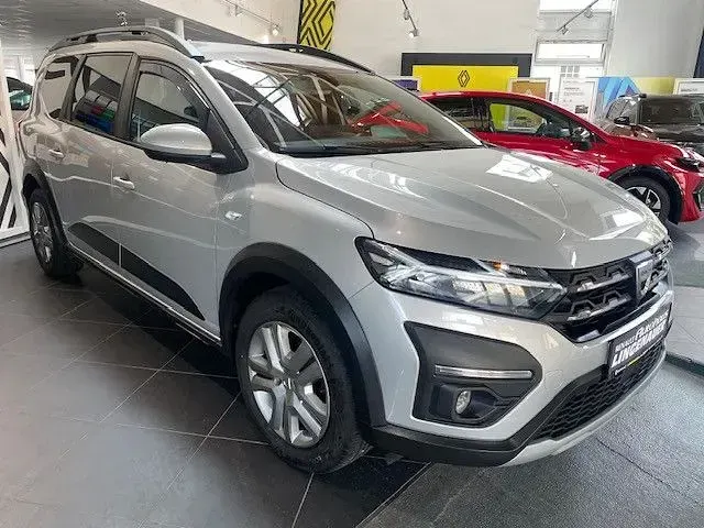 Gebraucht Dacia Jogger 110 PS (80 kW) 2022 Grau Van / Kleinbus