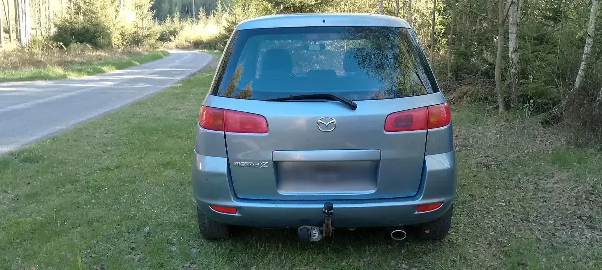 Usata Mazda 2 80 CV (58 kW) 2004 Blu Utilitaria