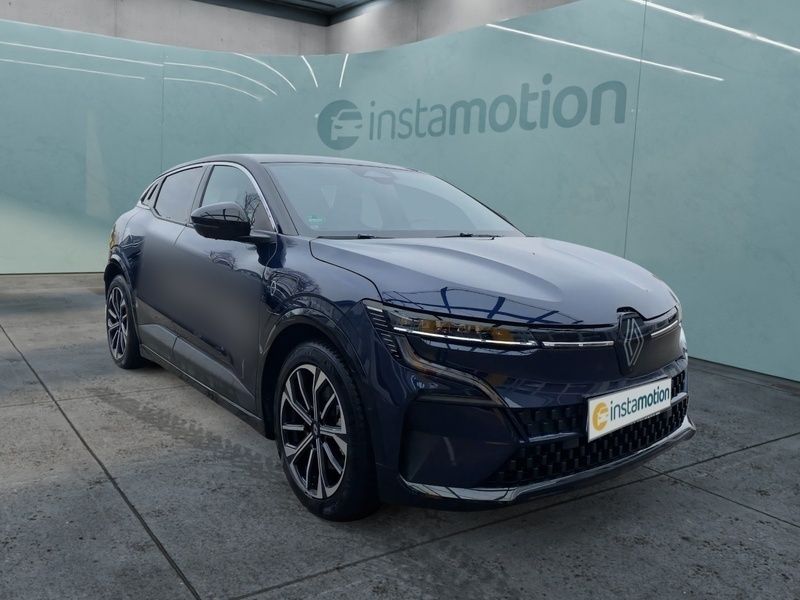 Blau Gebraucht 2022 Renault Mégane Techno Limousine | 29.294 € (Fairer Preis) - Bild 1/3