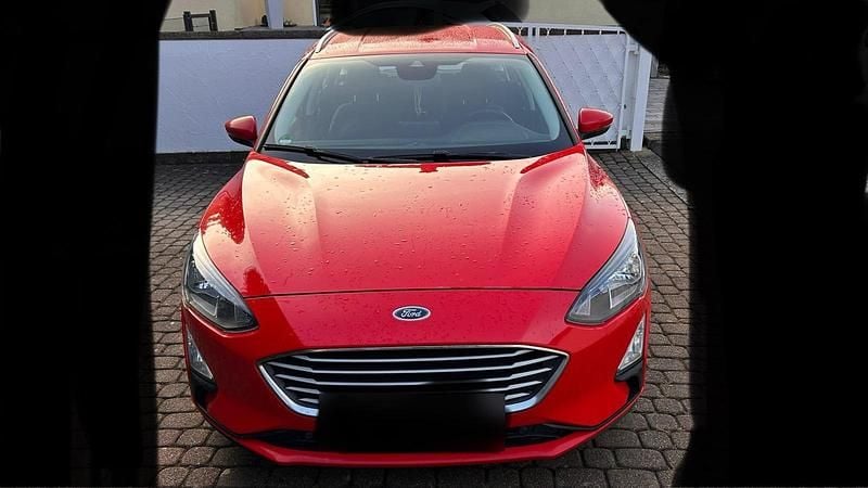 Gebraucht Ford Focus 125 PS (91 kW) 2020 Rot Kombi