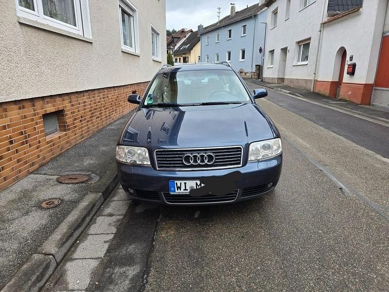 Gebraucht Audi A6 170 PS (125 kW) 2001 Blau Kombi