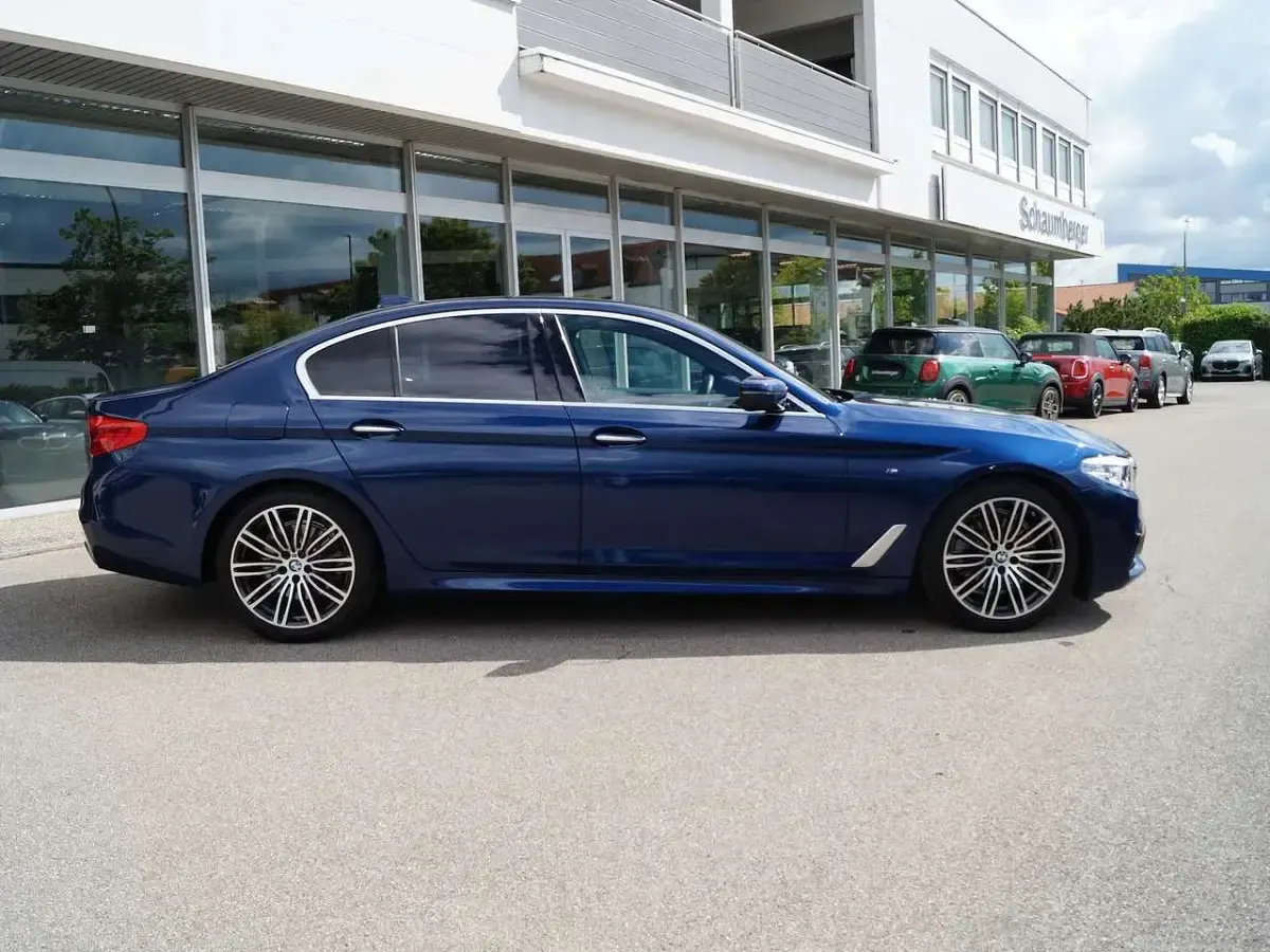 Gebraucht BMW 520 M Sport 190 PS (139 kW) 2018 Mediterranblau Limousine
