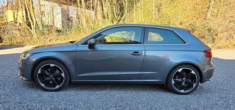 Gebraucht Audi A3 S-Line 179 PS (131 kW) 2013 Grau