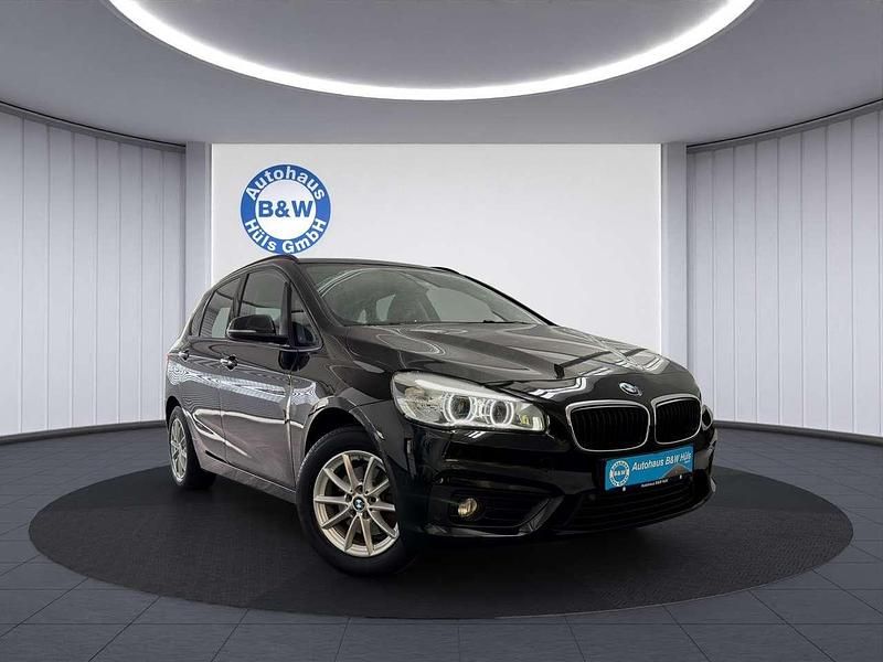 Schwarz ii Gebraucht 2016 BMW 218 Advantage Van / Kleinbus | 13.999 € (Fairer Preis) - Bild 1/4
