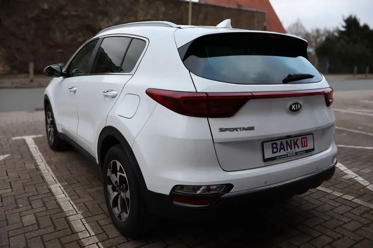 Gebraucht Kia Sportage 132 PS (97 kW) 2020 Weiß SUV
