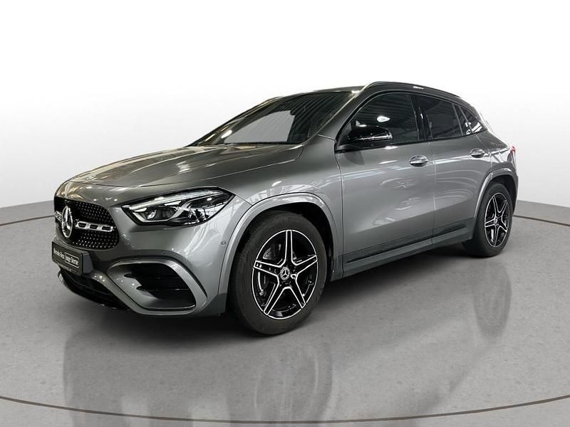 Gebraucht Mercedes GLA200 AMG line 163 PS (119 kW) 2025 Metalliclack mountaingrau SUV