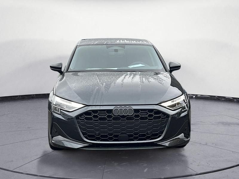 Gebraucht Audi A3 Sportback Advanced 150 PS (110 kW) 2025 Grau Kleinwagen