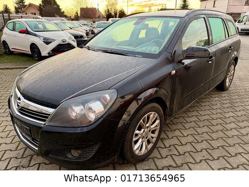 Schwarz Gebraucht 2009 Opel Astra Sport Kombi | 1.990 € (Fairer Preis) - Bild 1/4