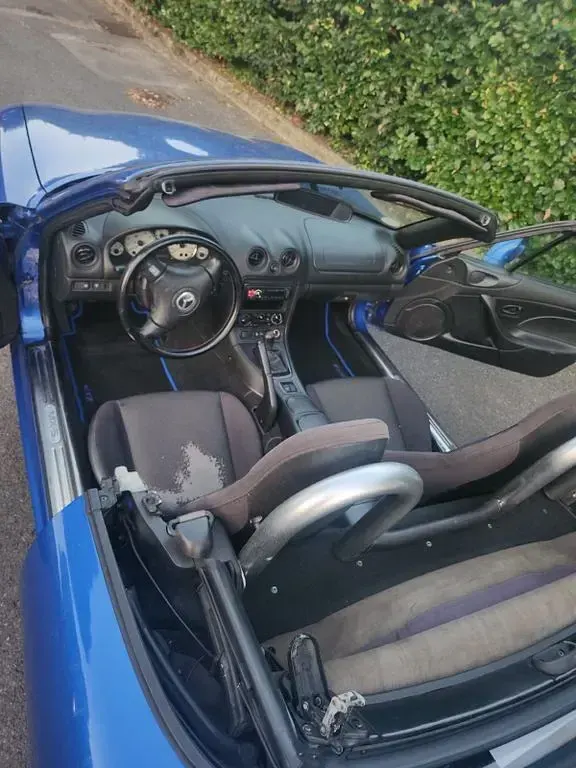 Gebraucht Mazda MX5 110 PS (80 kW) 2002 Blau Cabrio