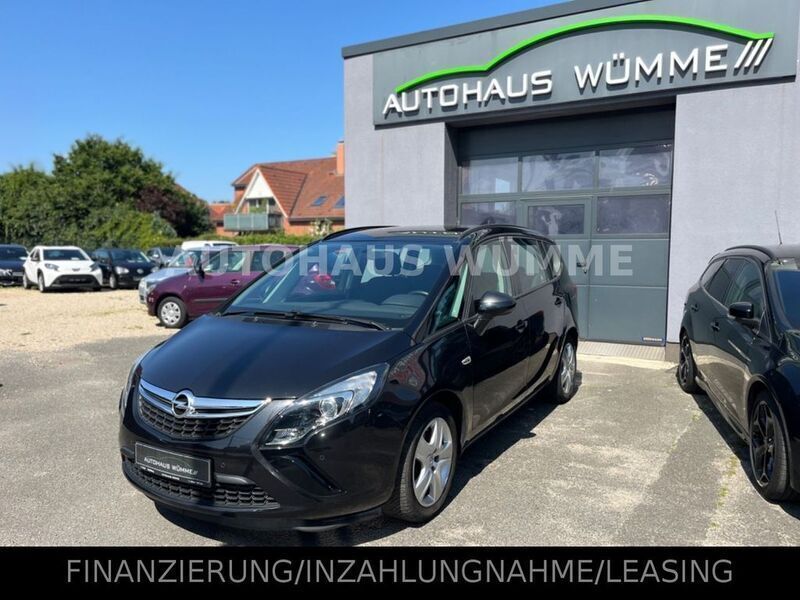 Schwarz Gebraucht 2016 Opel Zafira Tourer Edition Van / Kleinbus | 10.500 € (Etwas zu teuer) - Bild 1/4