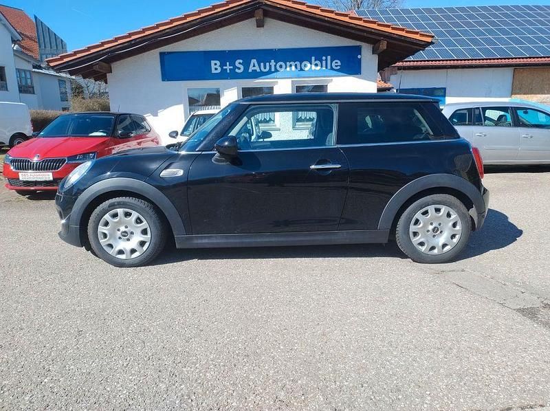 Second-hand Mini ONE 75 CP (55 kW) 2014 Negru Hatchback
