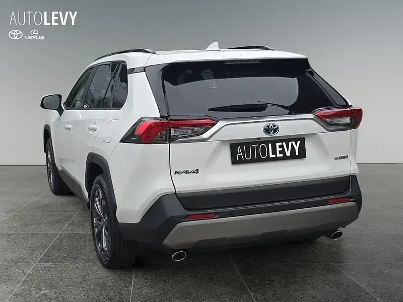 Gebraucht Toyota RAV4 Hybrid Team 218 PS (160 kW) 2024 Weiß SUV