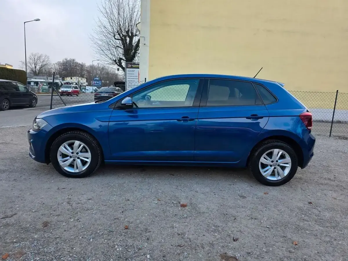Gebraucht VW Polo Highline 95 PS (69 kW) 2020 Blau Limousine