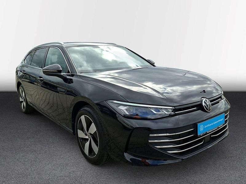 Gebraucht VW Passat Business 150 PS (110 kW) 2025 Schwarz Kombi