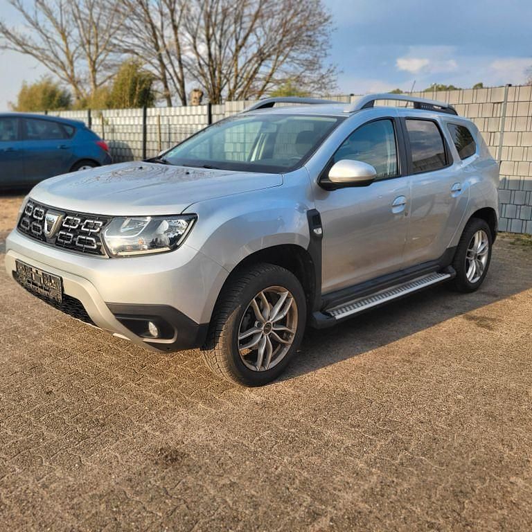 Gebraucht Dacia Duster Prestige 131 PS (96 kW) 2019 Silber SUV