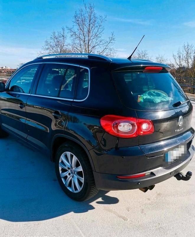 Schwarz Gebraucht 2008 VW Tiguan SUV | 4.700 € (Fairer Preis) - Bild 1/4