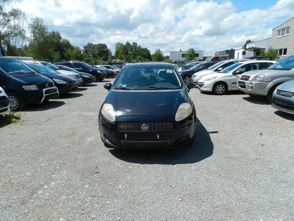 Gebraucht Fiat Grande Punto Dynamic 77 PS (56 kW) 2009 Blau Kleinwagen