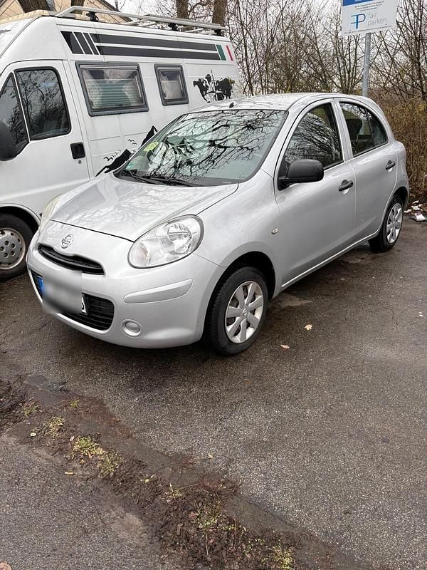 Silber Gebraucht 2012 Nissan Micra Kleinwagen | 4.300 € (Guter Preis) - Bild 1/4