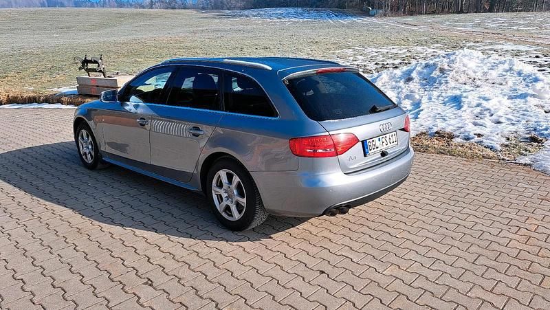 Gebraucht Audi A4 143 PS (105 kW) 2010 Silber Kombi