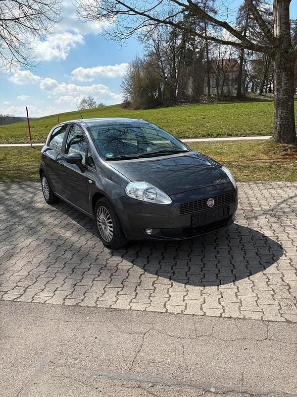 Gebraucht Fiat Grande Punto Dynamic 77 PS (56 kW) 2007 Schwarz Kleinwagen