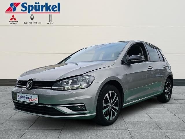 Silber Gebraucht 2019 VW Golf VII IQ Drive Limousine | 15.480 € (Guter Preis) - Bild 1/3