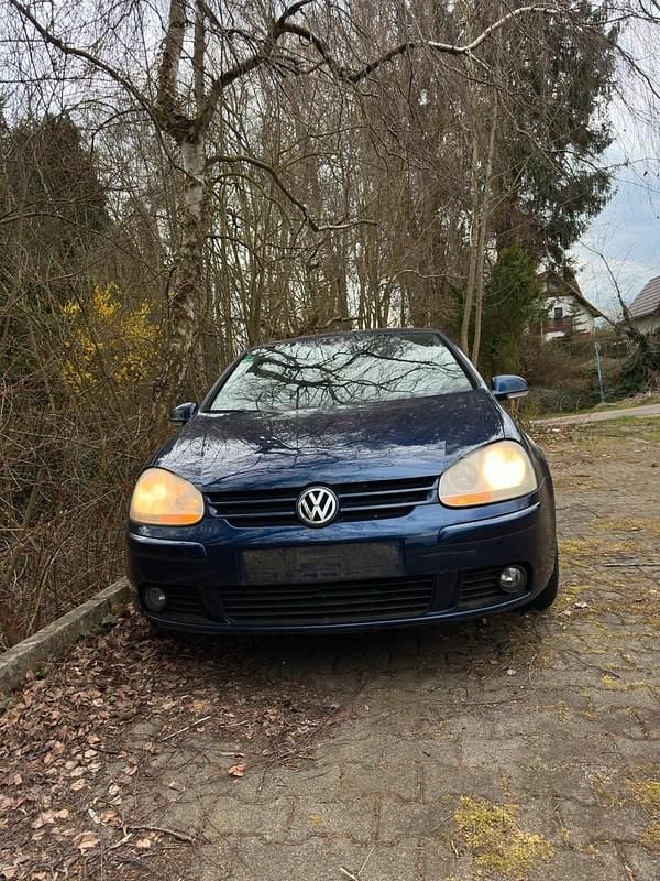 Gebraucht VW Golf V 105 PS (77 kW) 2006 Blau Kleinwagen