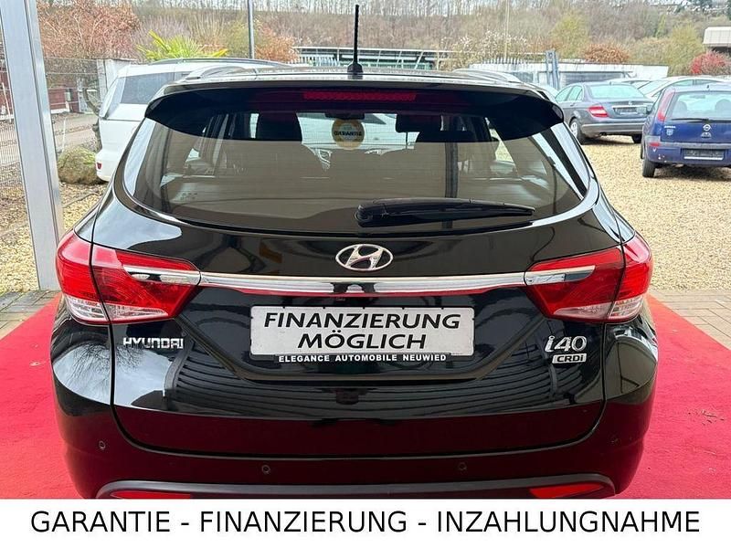 Gebraucht Hyundai i40 136 PS (100 kW) 2013 Schwarz Kombi