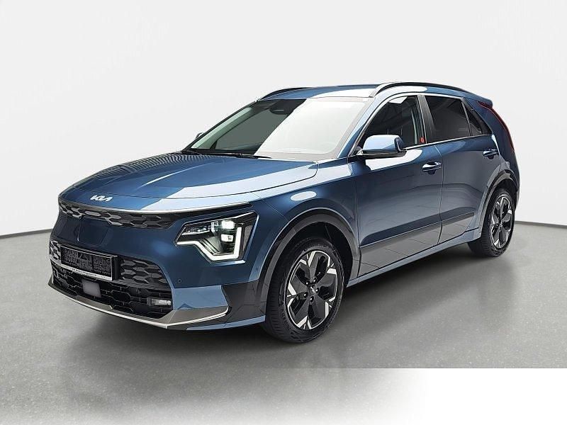 Metallic Gebraucht 2024 Kia e-Niro Inspiration SUV | 33.960 € (Fairer Preis) - Bild 1/4