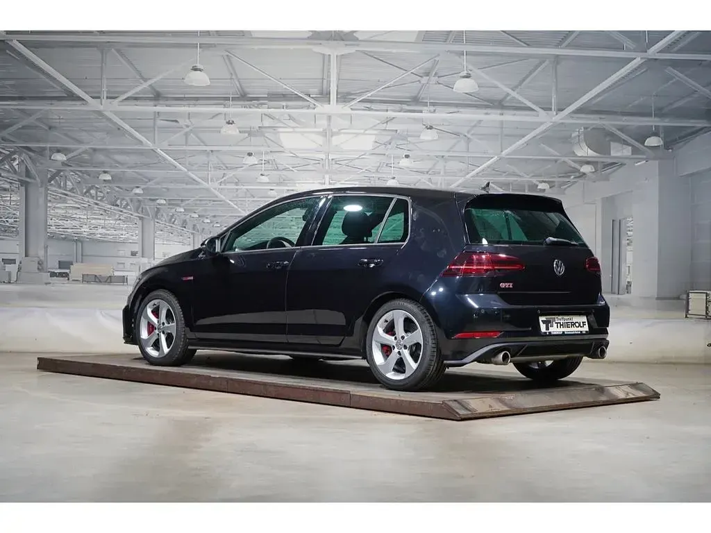Gebraucht VW Golf VII GTI 245 PS (180 kW) 2019 Schwarz Limousine