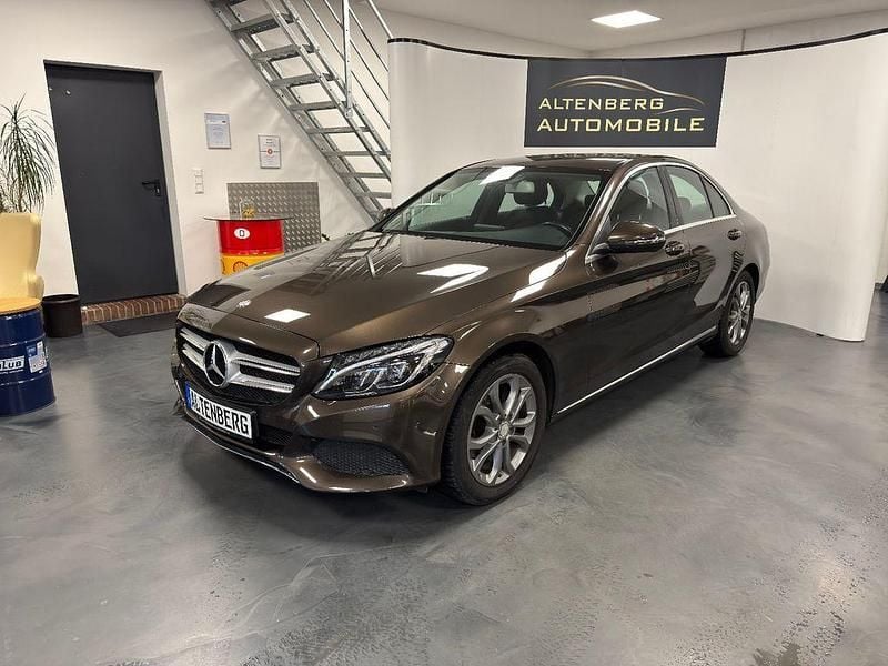 Gebraucht Mercedes C220 170 PS (125 kW) 2016 Braun Limousine