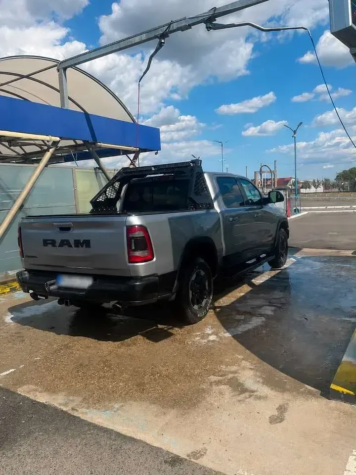 Gebraucht Dodge Ram 401 PS (294 kW) 2020