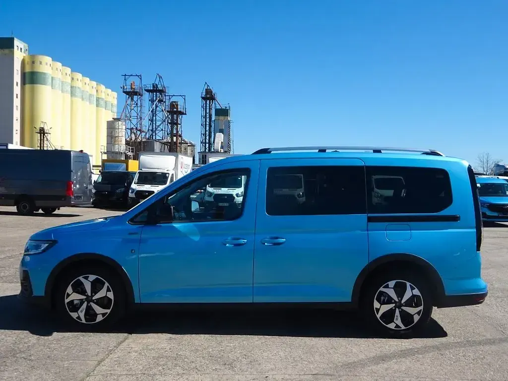 Neu Ford Grand Tourneo Connect Active 122 PS (89 kW) 2026 Blau Van / Kleinbus