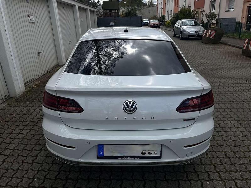 Gebraucht VW Arteon Elegance 239 PS (175 kW) 2018 Weiß Coupé