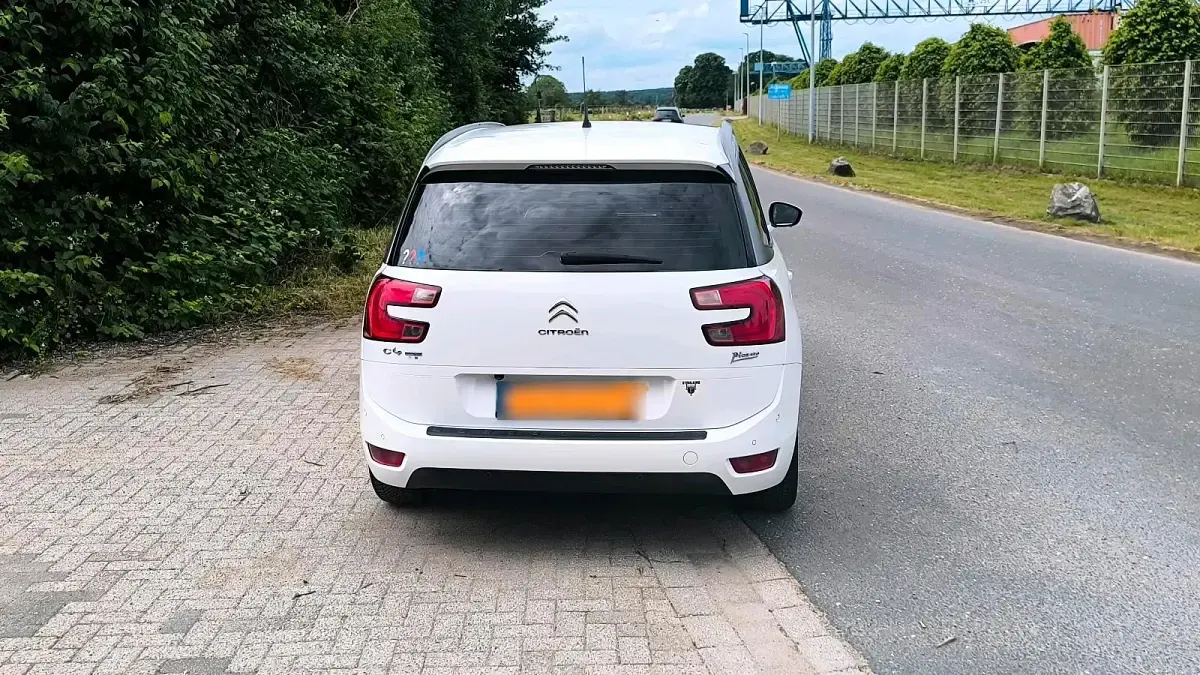 Gebraucht Citroën Grand C4 Picasso SELECTION 120 PS (88 kW) 2016 Weiß Van / Kleinbus