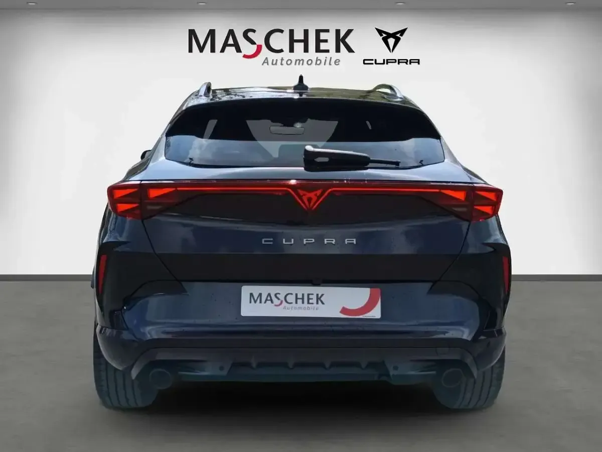 Neu Cupra Formentor VZ 265 PS (194 kW) 2026 Schwarz SUV