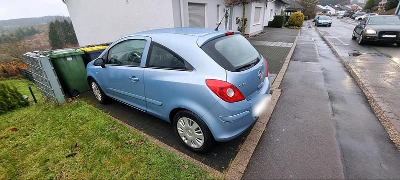 Second-hand Opel Corsa 80 CP (58 kW) 2007 Albastru Hatchback