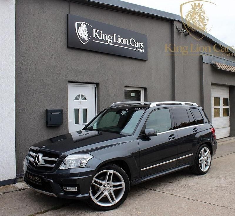 Grau Gebraucht 2010 Mercedes GLK350 AMG SUV | 17.480 € (Etwas zu teuer) - Bild 1/4