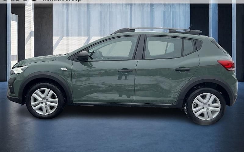 Gebraucht Dacia Sandero Essentiel 101 PS (74 kW) 2024 Grau Limousine