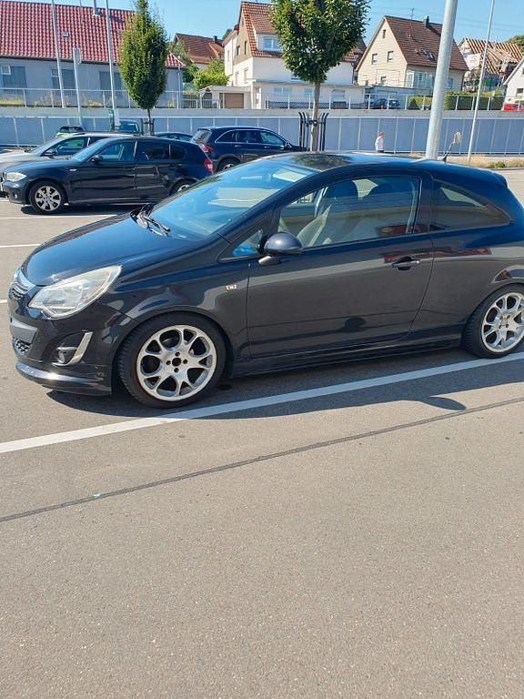 Schwarz Gebraucht 2011 Opel Corsa Satellite Kleinwagen | 2.650 € (Fairer Preis) - Bild 1/4