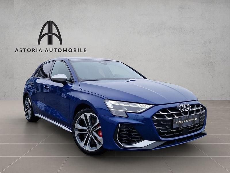 Gebraucht Audi S3 Ambiente 333 PS (244 kW) 2025 Blau Limousine