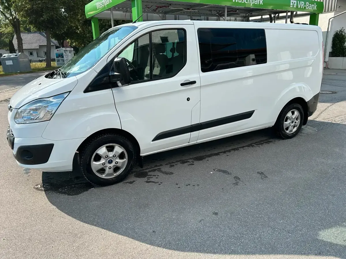 Gebraucht Ford Transit 125 PS (91 kW) 2016 Weiß Van / Kleinbus
