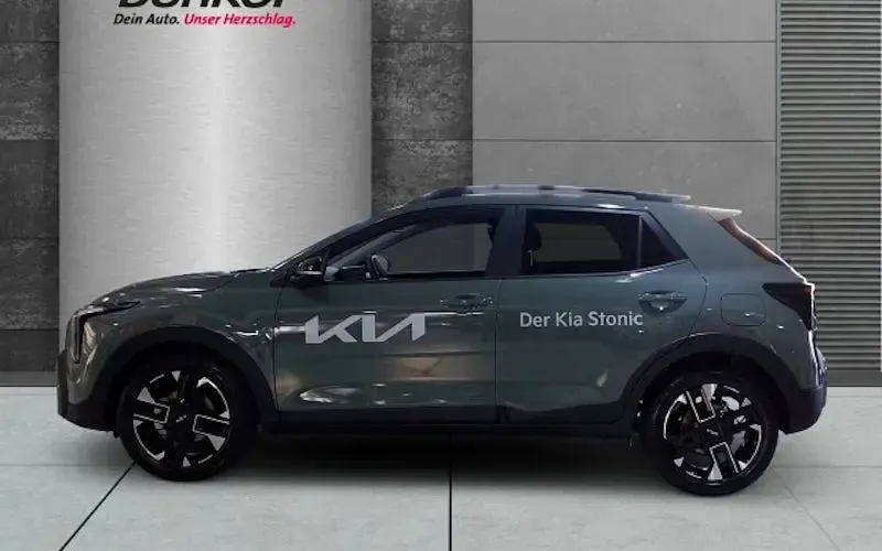 Neu Kia Stonic GT-Line 115 PS (84 kW) 2026 Grün SUV
