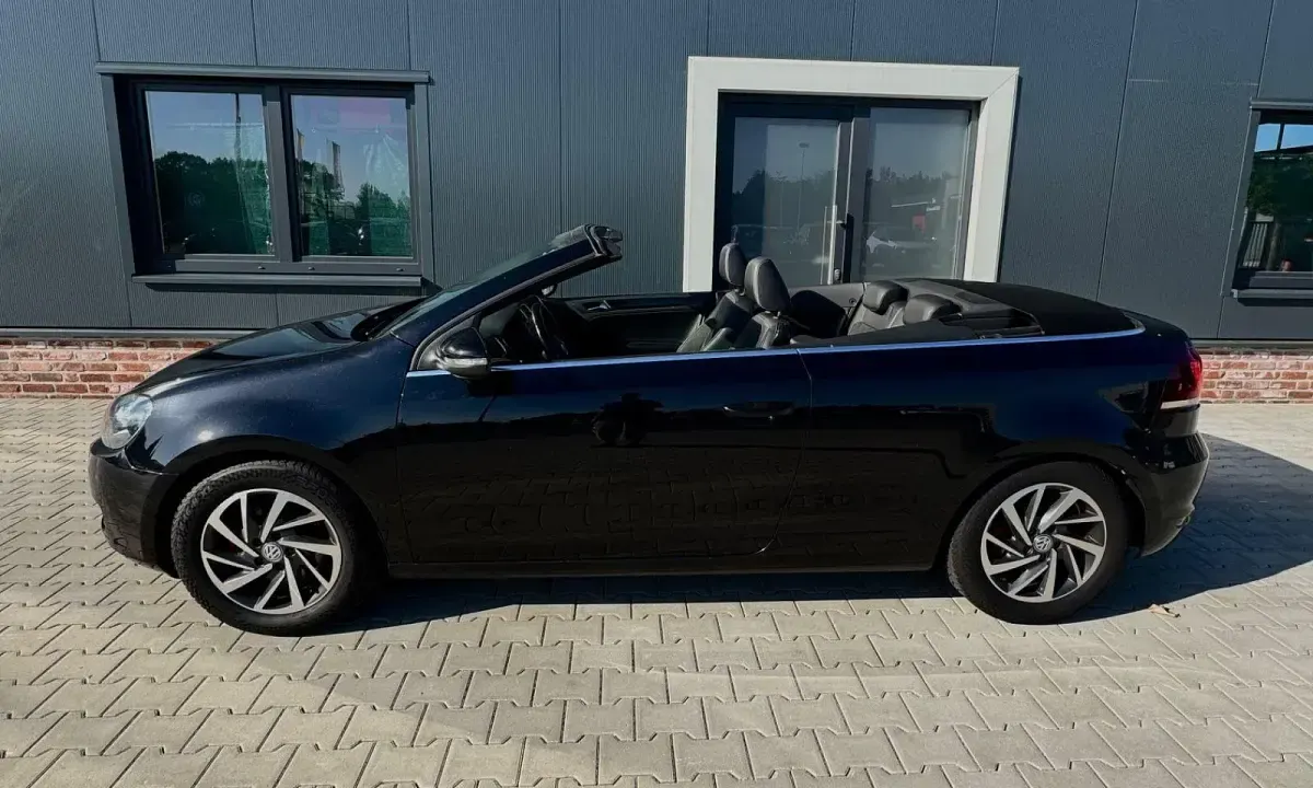 Gebraucht VW Golf Cabriolet 105 PS (77 kW) 2012 Schwarz Cabrio